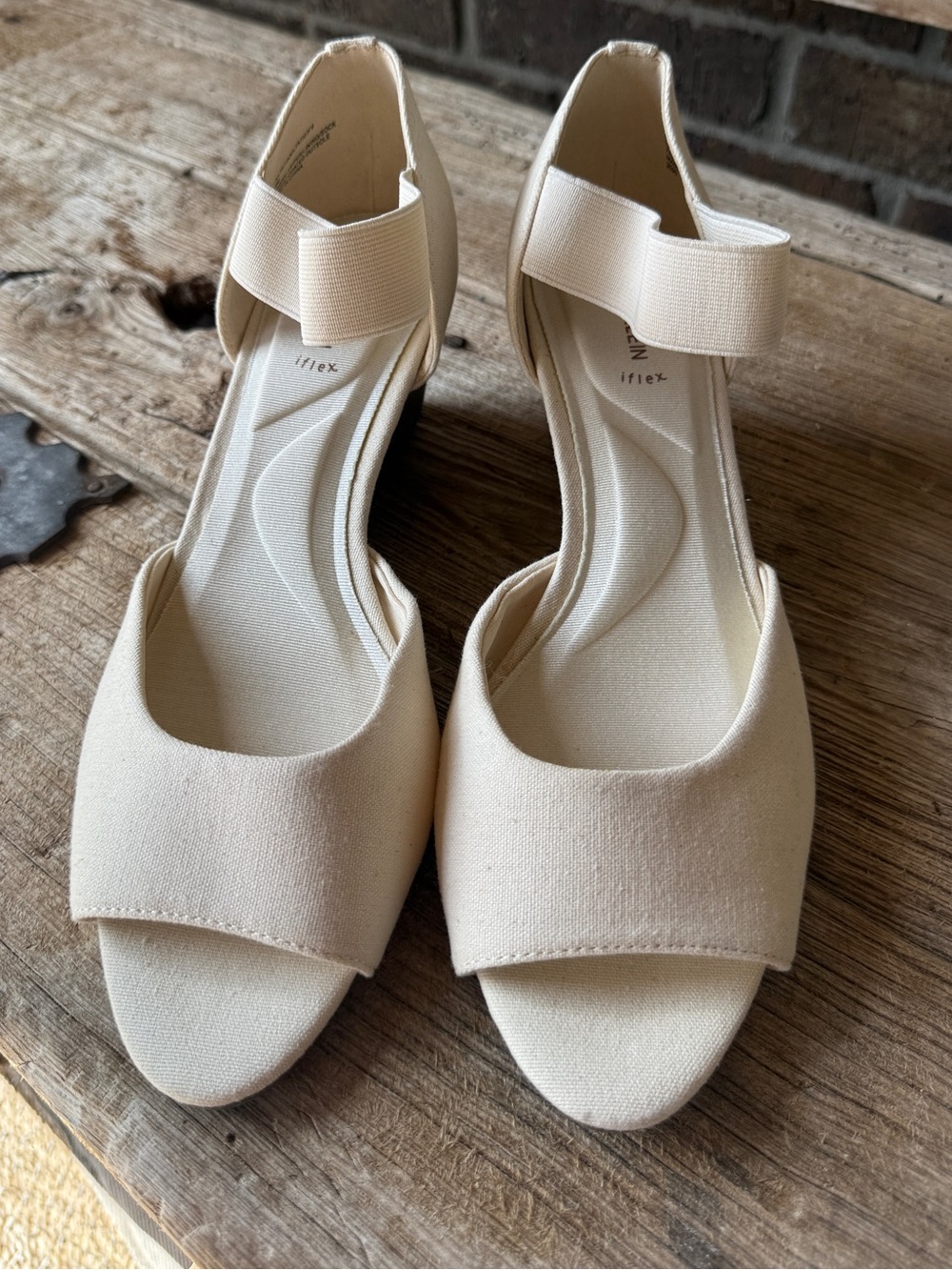 Anne Klein iFlex Women’s Cream Open-Toe Ankle-Strap Lightweight Wedge Sz 9